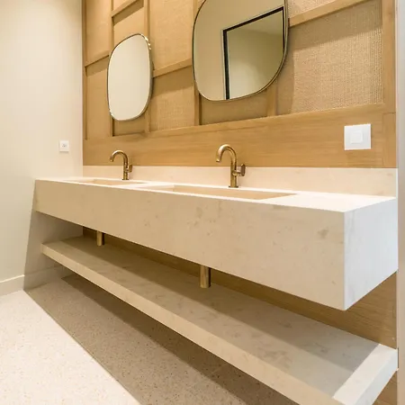 Essence Apartmanhotel