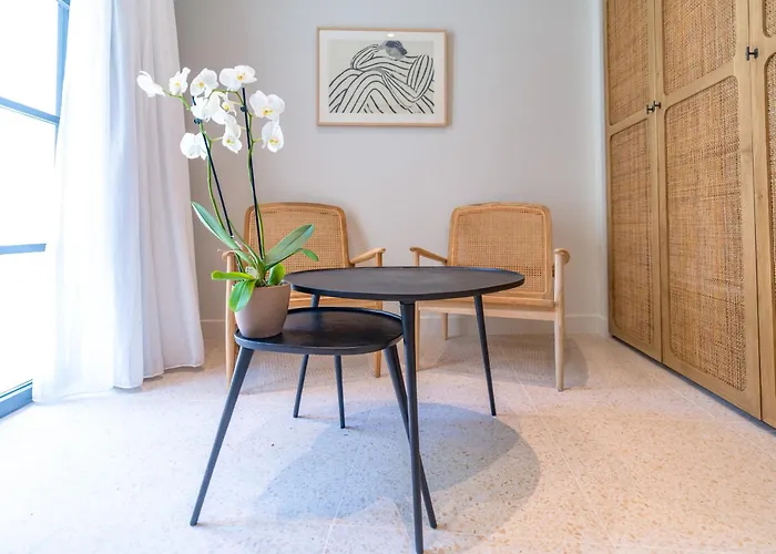 Essence Aparthotel