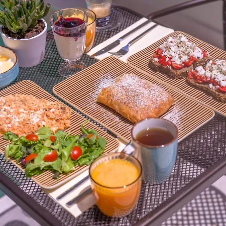 公寓式酒店 Essence 4*